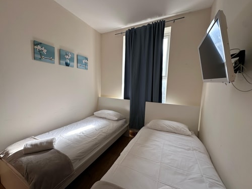 Portobello Rooms by PrimeCityHosts R4 0 primecityhosts.com