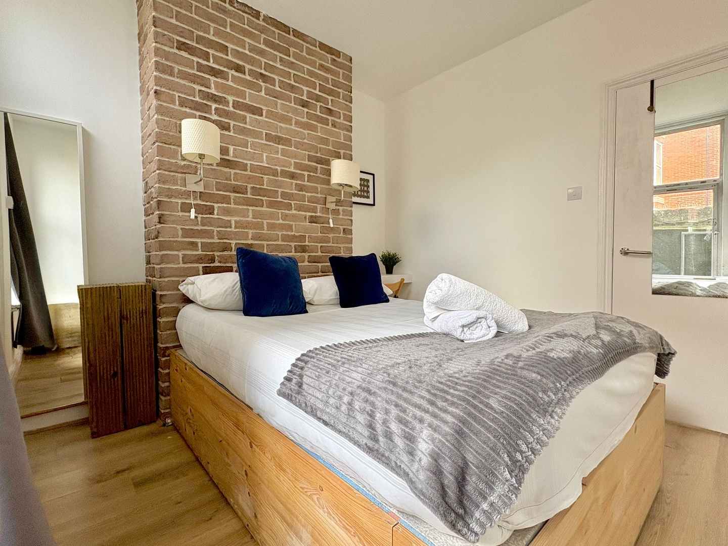 Clerkenwell Apartments by PrimeCityHosts F1 1 primecityhosts.com