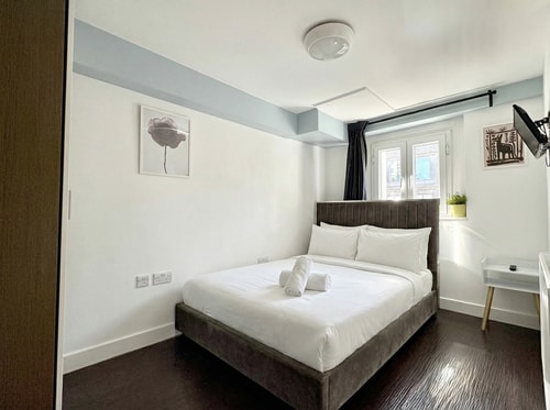 Charlotte Street Rooms by News Hotel R7 1 primecityhosts.com