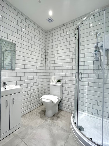 Shoreditch Studio by PrimeCityHosts F12 11 primecityhosts.com