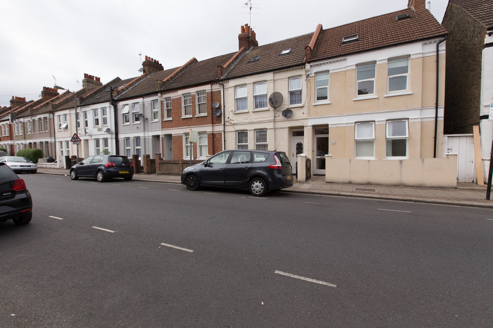 Tooting Broadway Rooms by PrimeCityHosts R8 7 primecityhosts.com