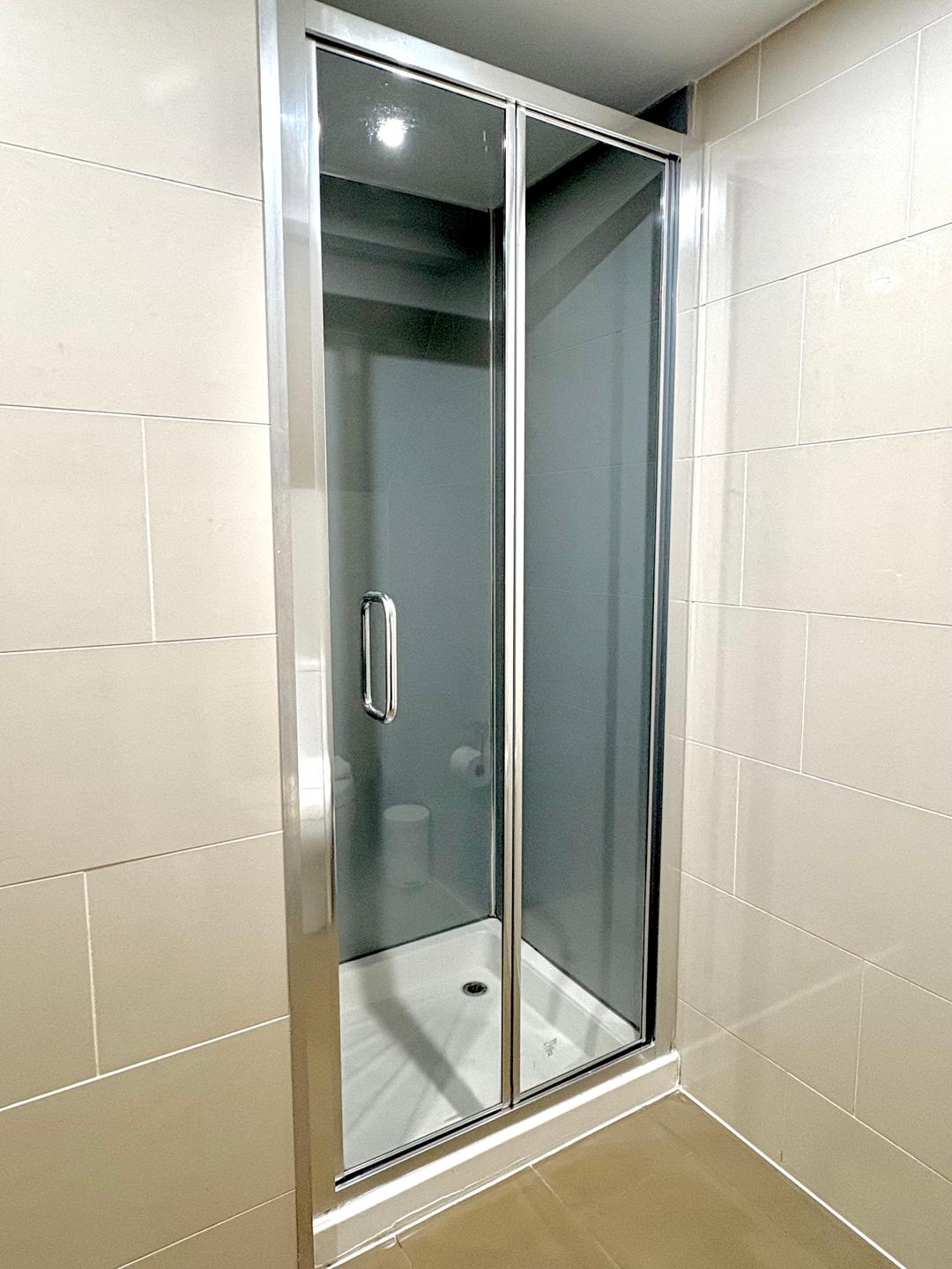 Charlotte Street Family Rooms by News Hotel R9 8 primecityhosts.com