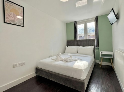 Charlotte Street Rooms by News Hotel R4 1 primecityhosts.com