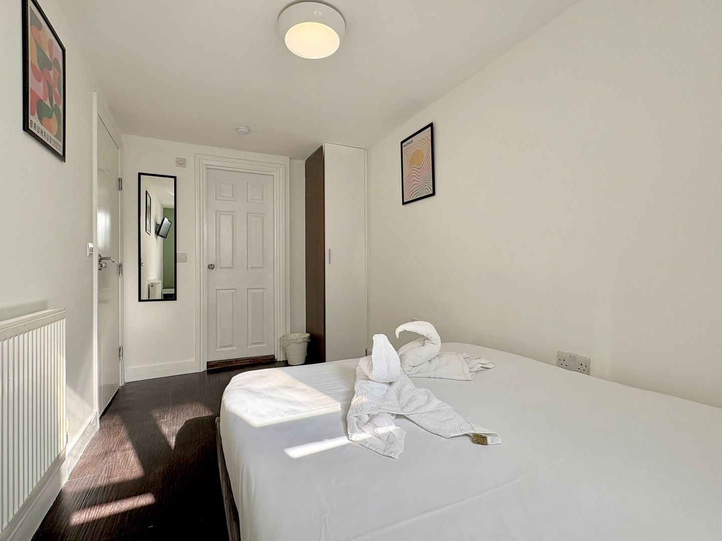 Charlotte Street Rooms by News Hotel R4 2 primecityhosts.com