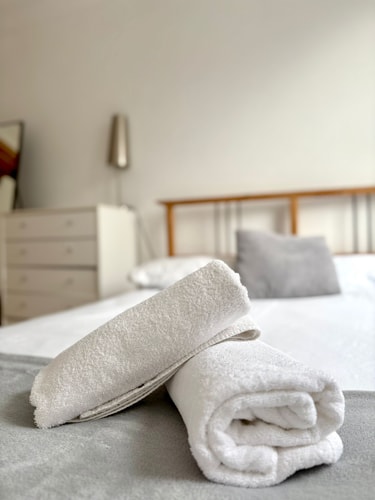 Islington 2 bedroom Apartment by PrimeCityHosts 8 primecityhosts.com