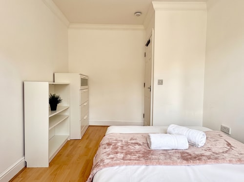 Islington Apartment by PrimeCityHosts 4 primecityhosts.com