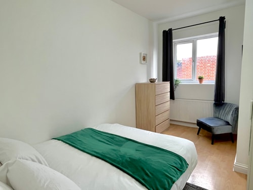 Fulham Broadway Apartment by PrimeCityHosts 0 primecityhosts.com