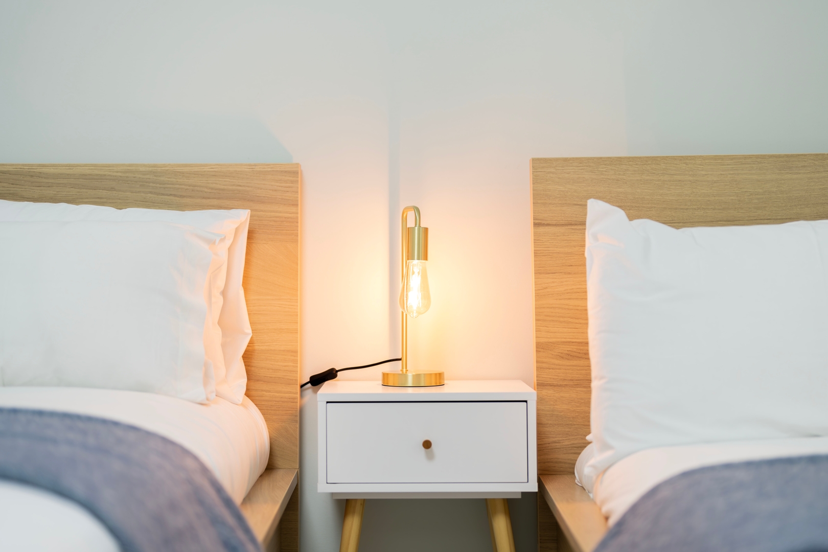 Finchley Road Studios by PrimeCityHosts - S4 9 primecityhosts.com