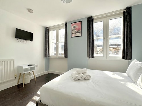 Charlotte Street Rooms by News Hotel R5 1 primecityhosts.com