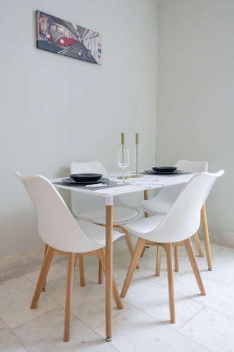 Finchley Road Studios by PrimeCityHosts - S3 12 primecityhosts.com