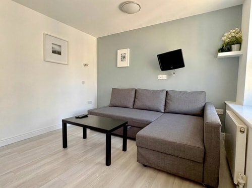 Tottenham Flats by PrimeCityHosts 2F 5 primecityhosts.com