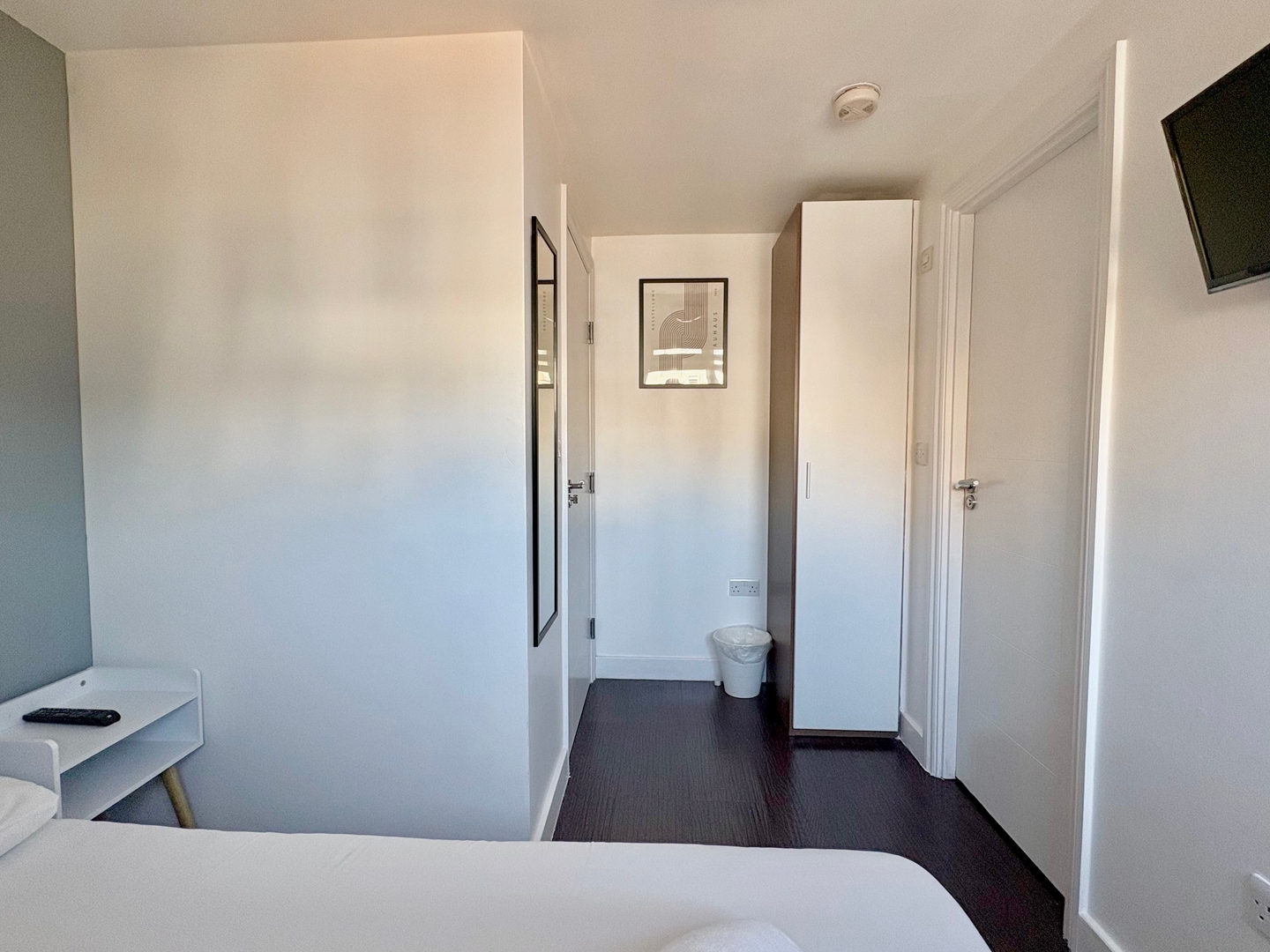 Charlotte Street Rooms by News Hotel R8 12 primecityhosts.com