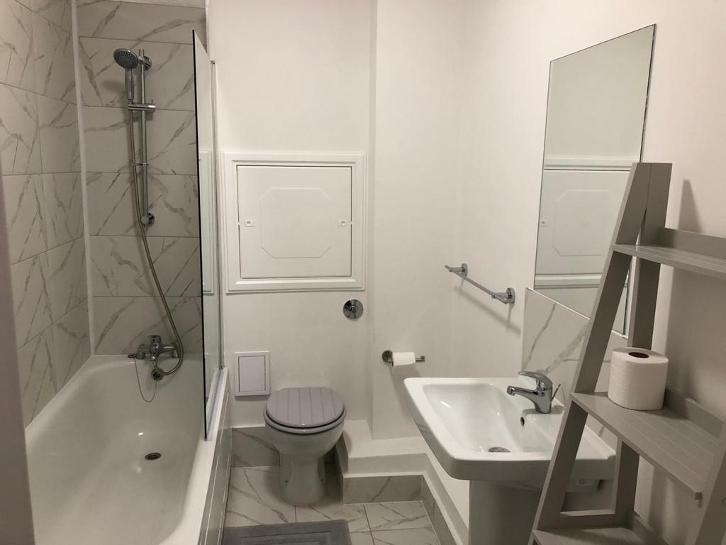 Paddington Apartments by PrimeCityHosts F1 5 primecityhosts.com