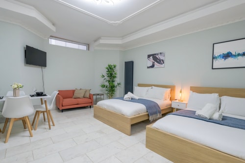 Finchley Road Studios by PrimeCityHosts - S4 1 primecityhosts.com