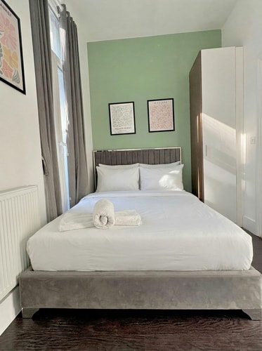 Charlotte Street Rooms by News Hotel R2 1 primecityhosts.com