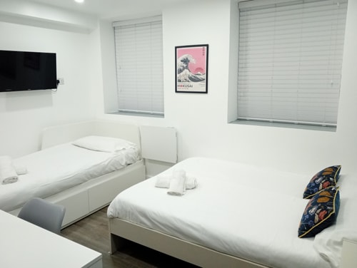 Charlotte Street Family Rooms by News Hotel B3 5 primecityhosts.com