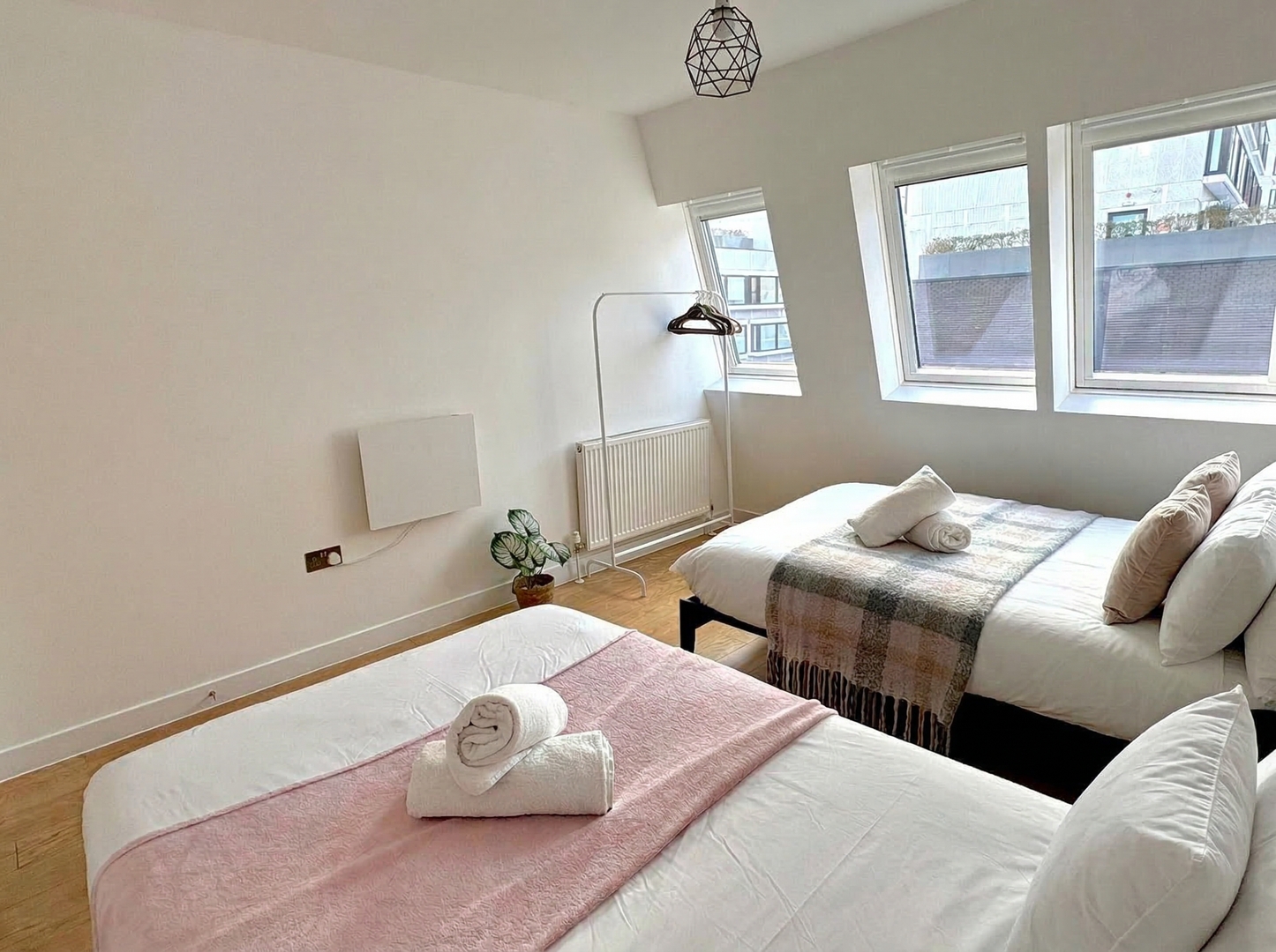 Shoreditch Apartments by PrimeCityHosts F8 1 primecityhosts.com