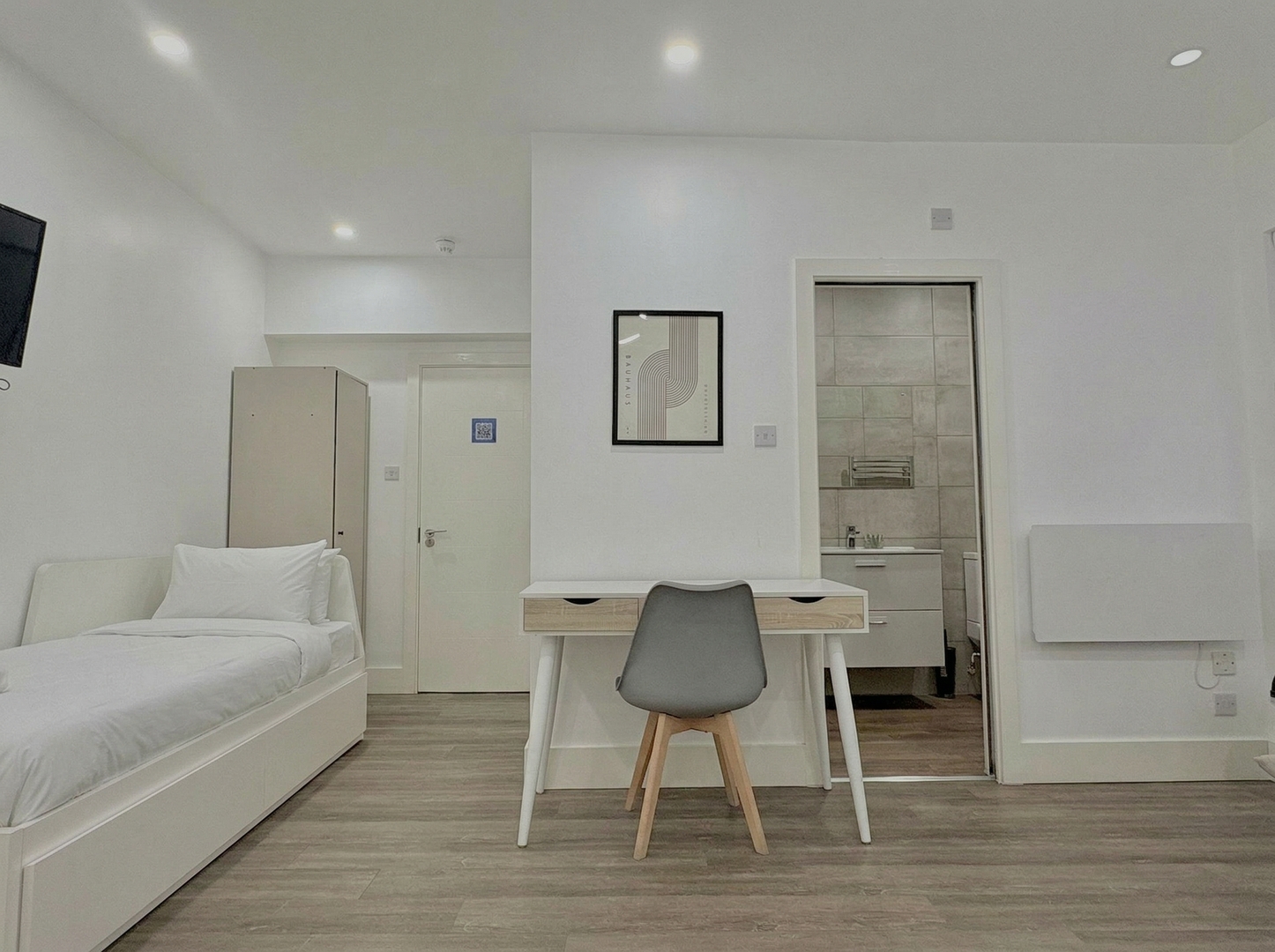 Charlotte Street Family Rooms by News Hotel B2 6 primecityhosts.com