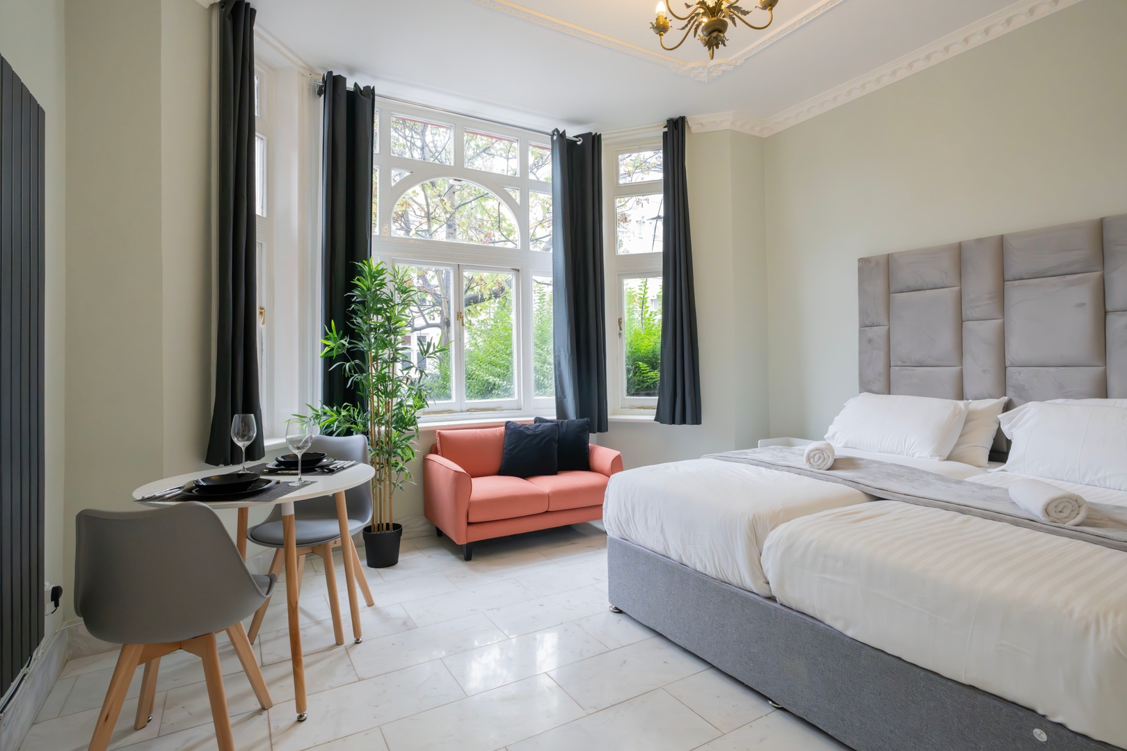 Finchley Road Studios by PrimeCityHosts - S1 0 primecityhosts.com