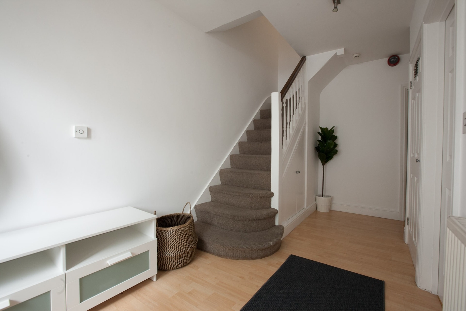 Tooting Studios by PrimeCityHosts S2 5 primecityhosts.com