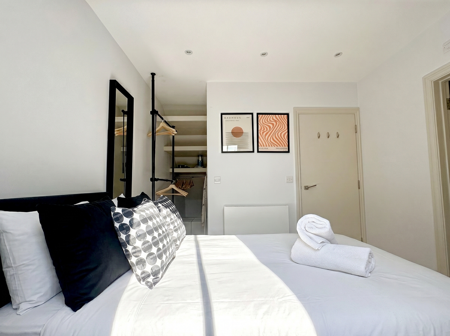 Camden Town Apartment by PrimeCityHosts 4 primecityhosts.com