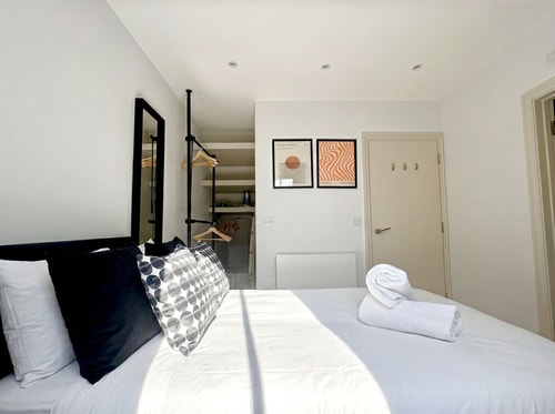 Camden Town Apartment by PrimeCityHosts 4 primecityhosts.com