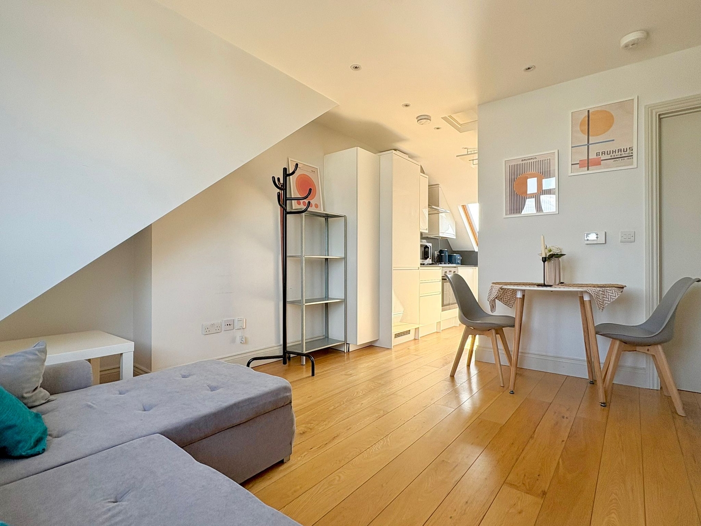 Camden Town Apartment by PrimeCityHosts 5 primecityhosts.com