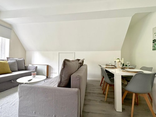 Earl's Court Apartment by PrimeCityHosts 15 primecityhosts.com