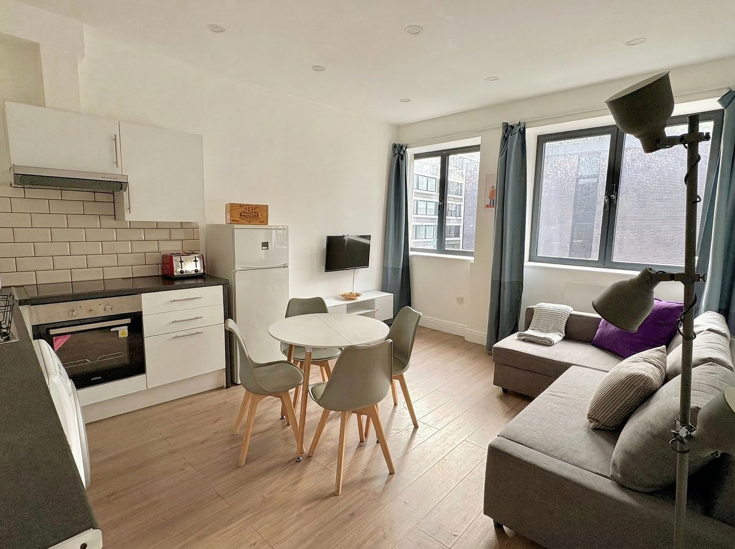 Shoreditch Apartments by PrimeCityHosts F6 8 primecityhosts.com