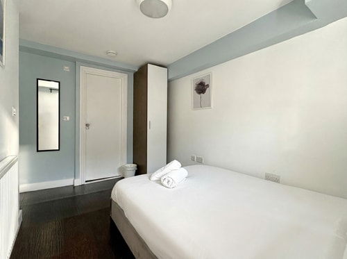 Charlotte Street Rooms by News Hotel R7 3 primecityhosts.com
