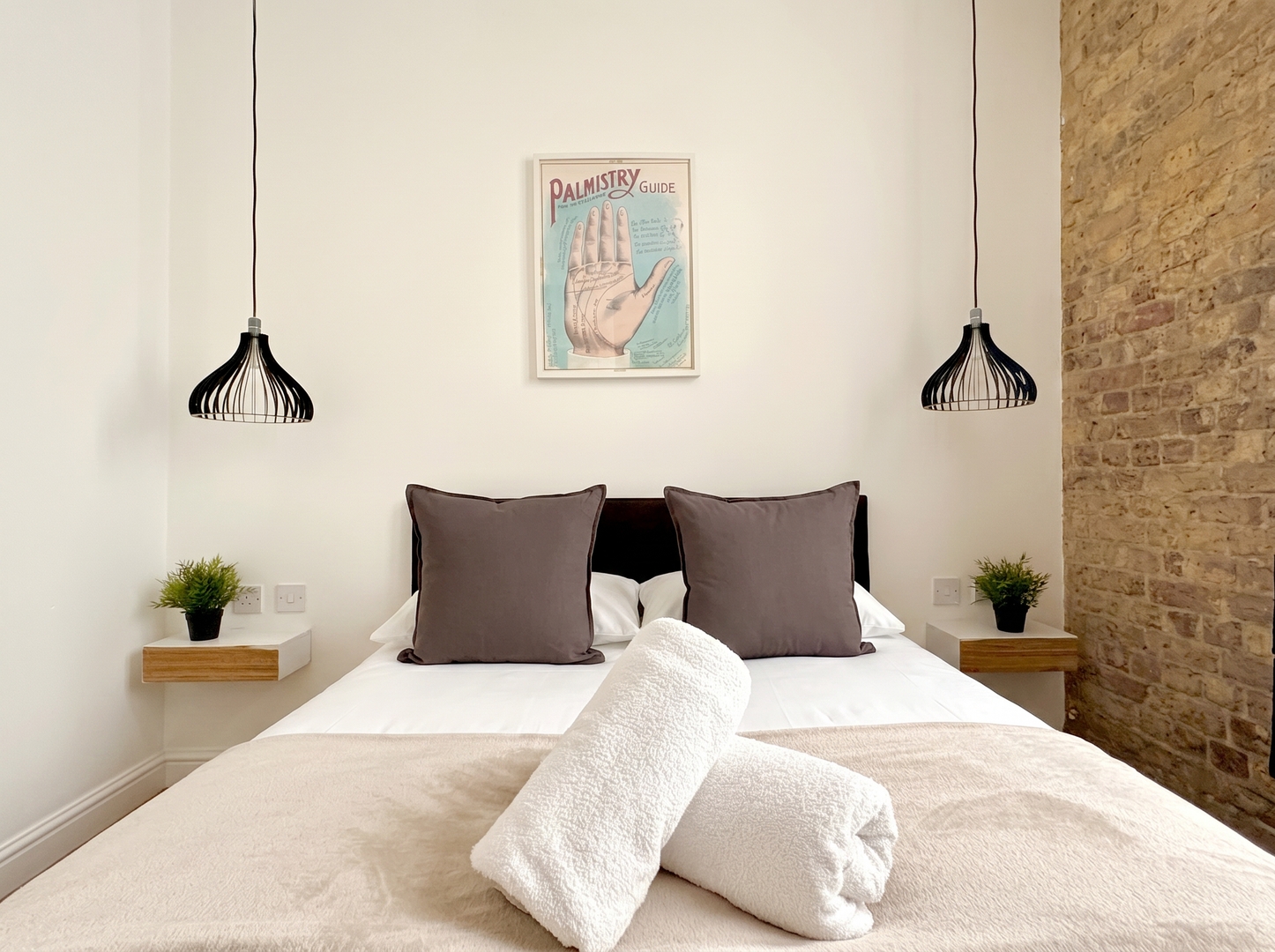 Clerkenwell Apartments by PrimeCityHosts F4 1 primecityhosts.com