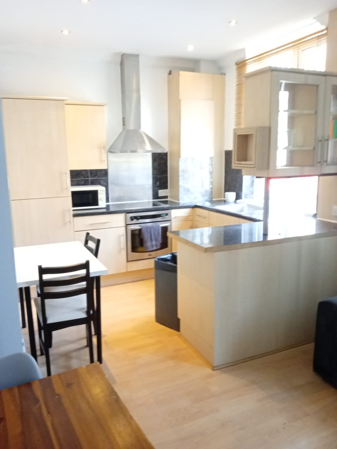 Islington 2 bedroom terrace Apartment by PrimeCityHosts 5 primecityhosts.com