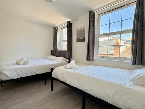 Charlotte Street Rooms by News Hotel R6 1 primecityhosts.com