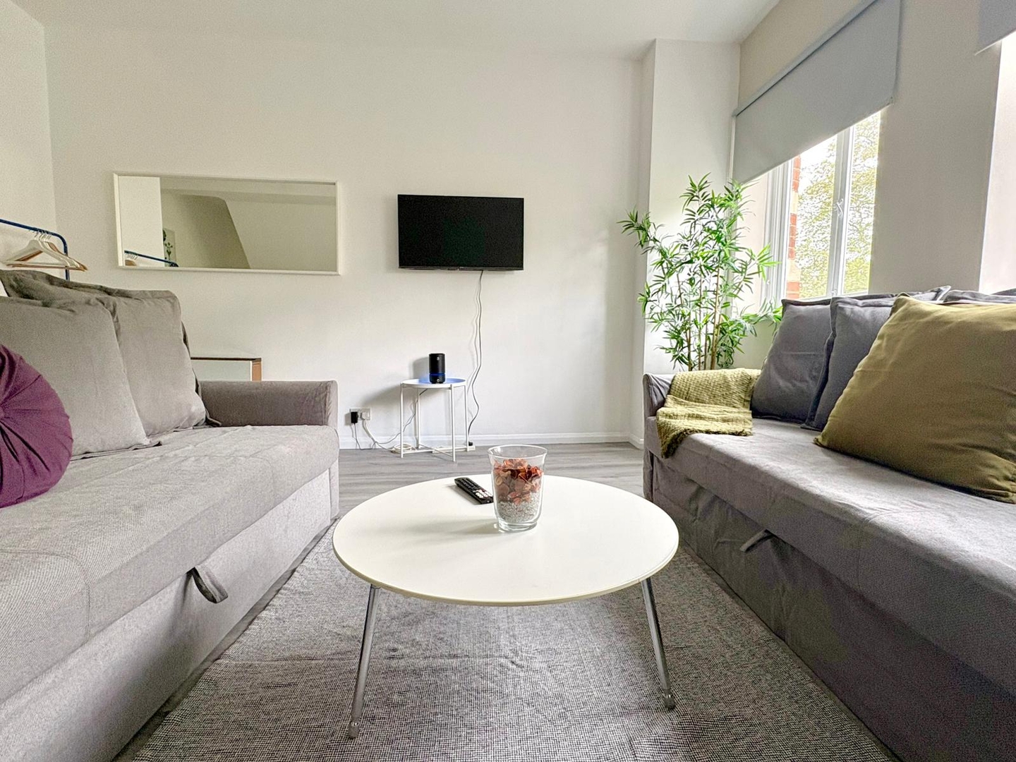 Earl's Court Apartment by PrimeCityHosts 7 primecityhosts.com