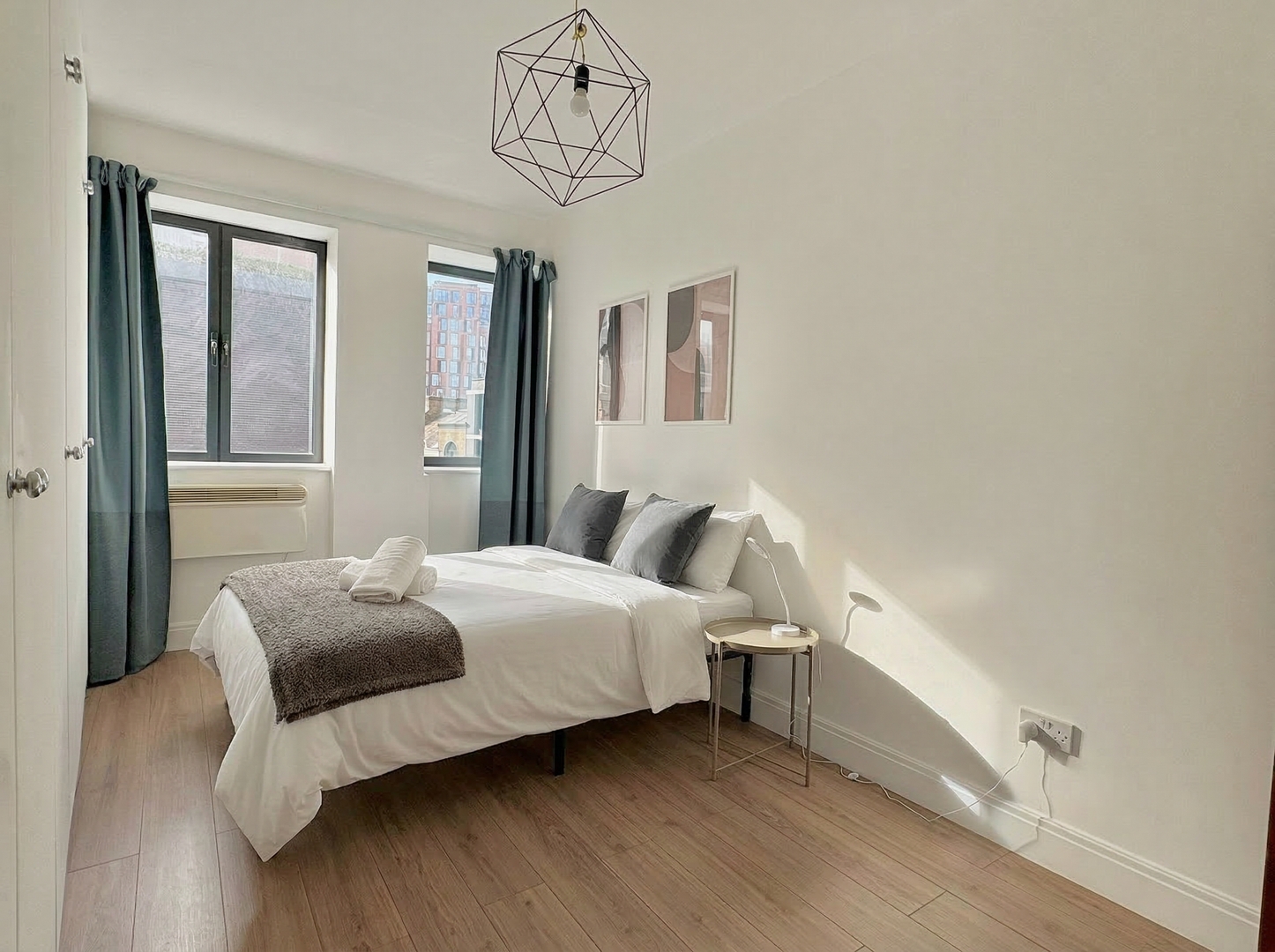 Shoreditch Apartments by PrimeCityHosts F6 1 primecityhosts.com