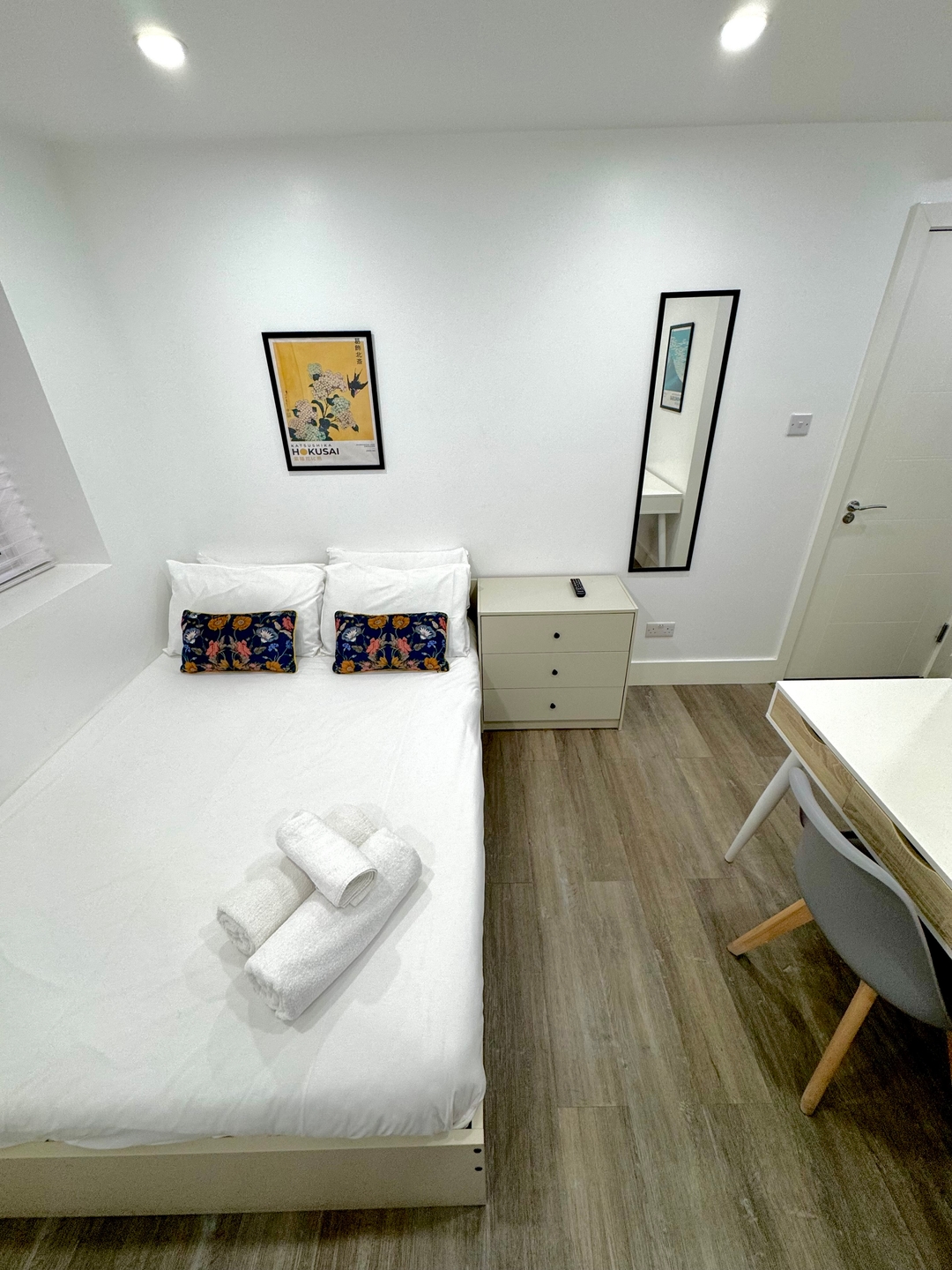Charlotte Street Family Rooms by News Hotel B3 6 primecityhosts.com