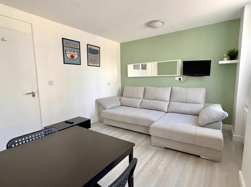 Tottenham Flats by PrimeCityHosts 1F 6 primecityhosts.com