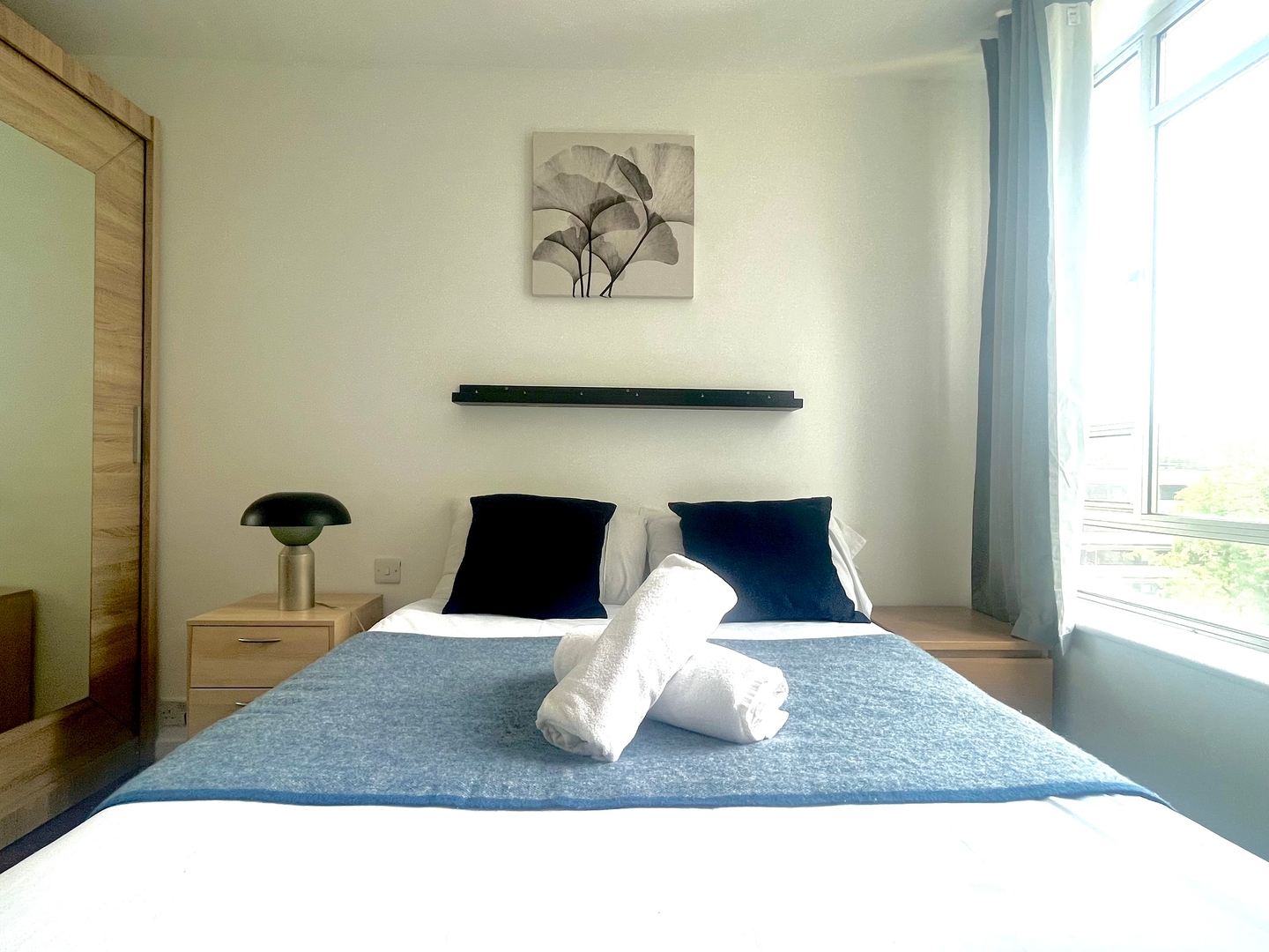 King's Cross and Angel apartment by PrimeCityHosts 3 primecityhosts.com