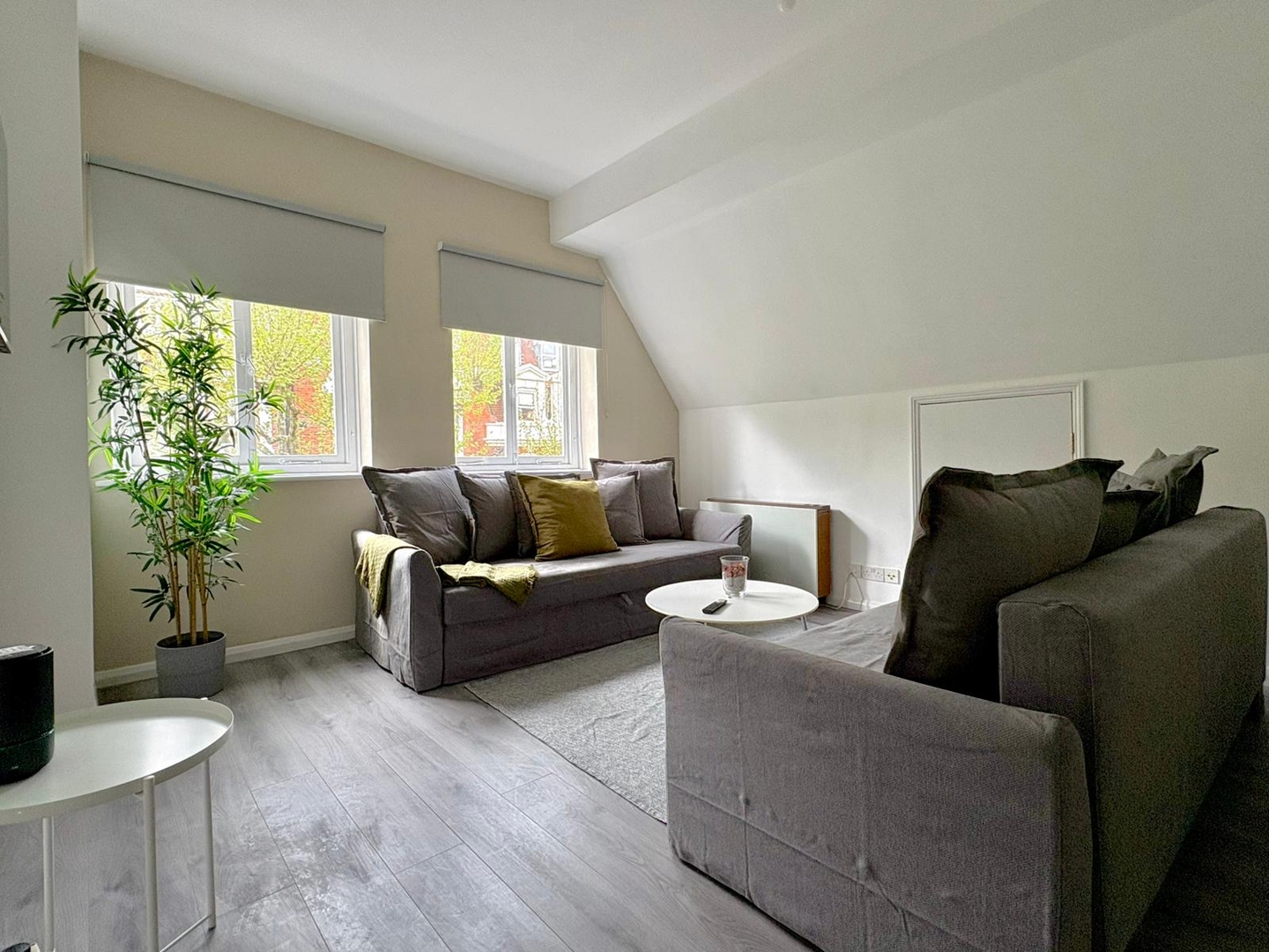 Earl's Court Apartment by PrimeCityHosts 18 primecityhosts.com