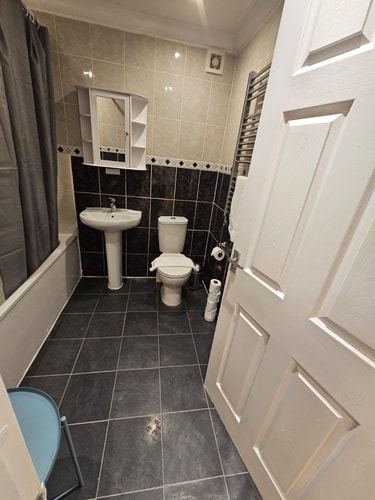 Islington 2 bedroom Apartment by PrimeCityHosts 19 primecityhosts.com