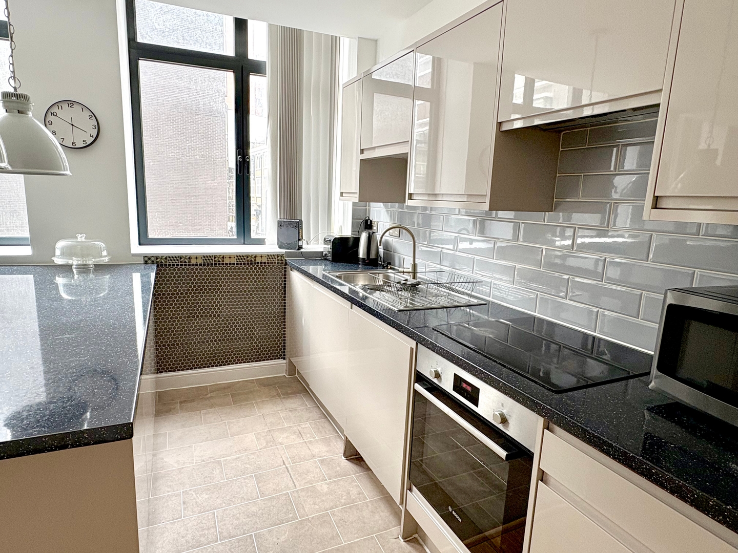 Shoreditch Apartments by PrimeCityHosts F2 21 primecityhosts.com