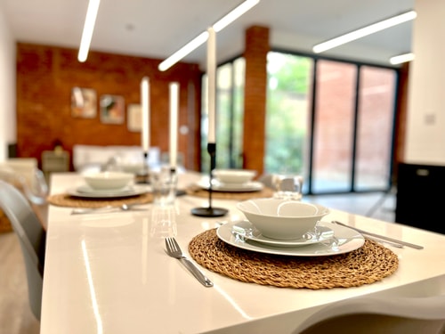 Shoreditch Studio by PrimeCityHosts F12 6 primecityhosts.com