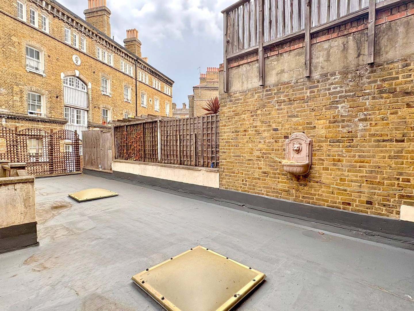 Islington 2 bedroom terrace Apartment by PrimeCityHosts 10 primecityhosts.com