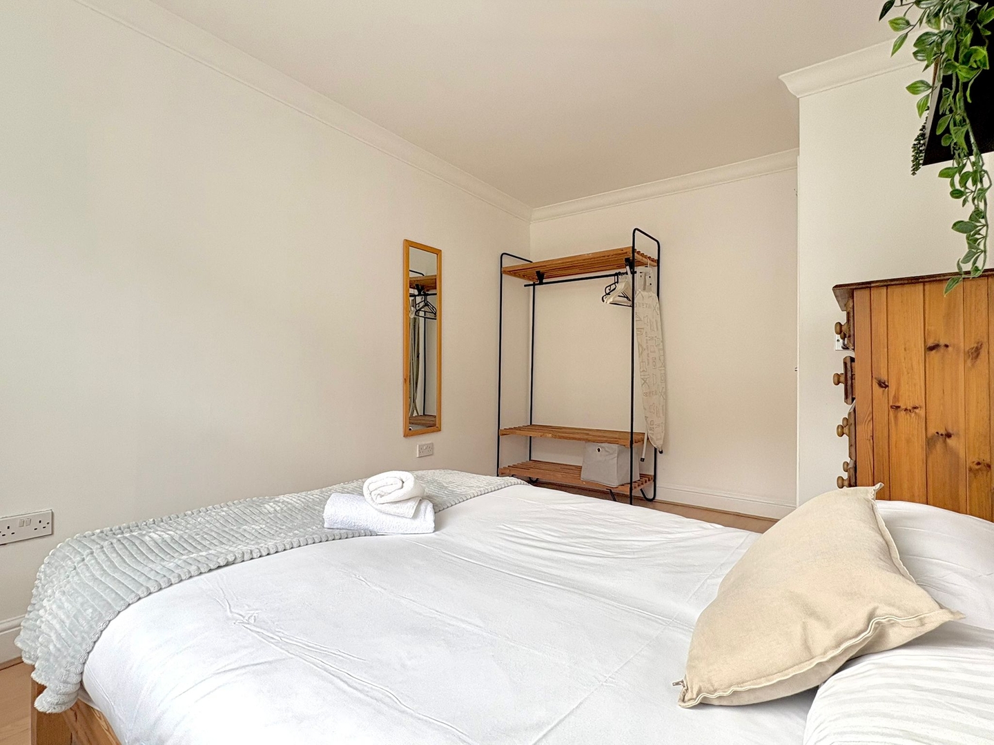 Islington 2 bedroom Apartment by PrimeCityHosts 5 primecityhosts.com
