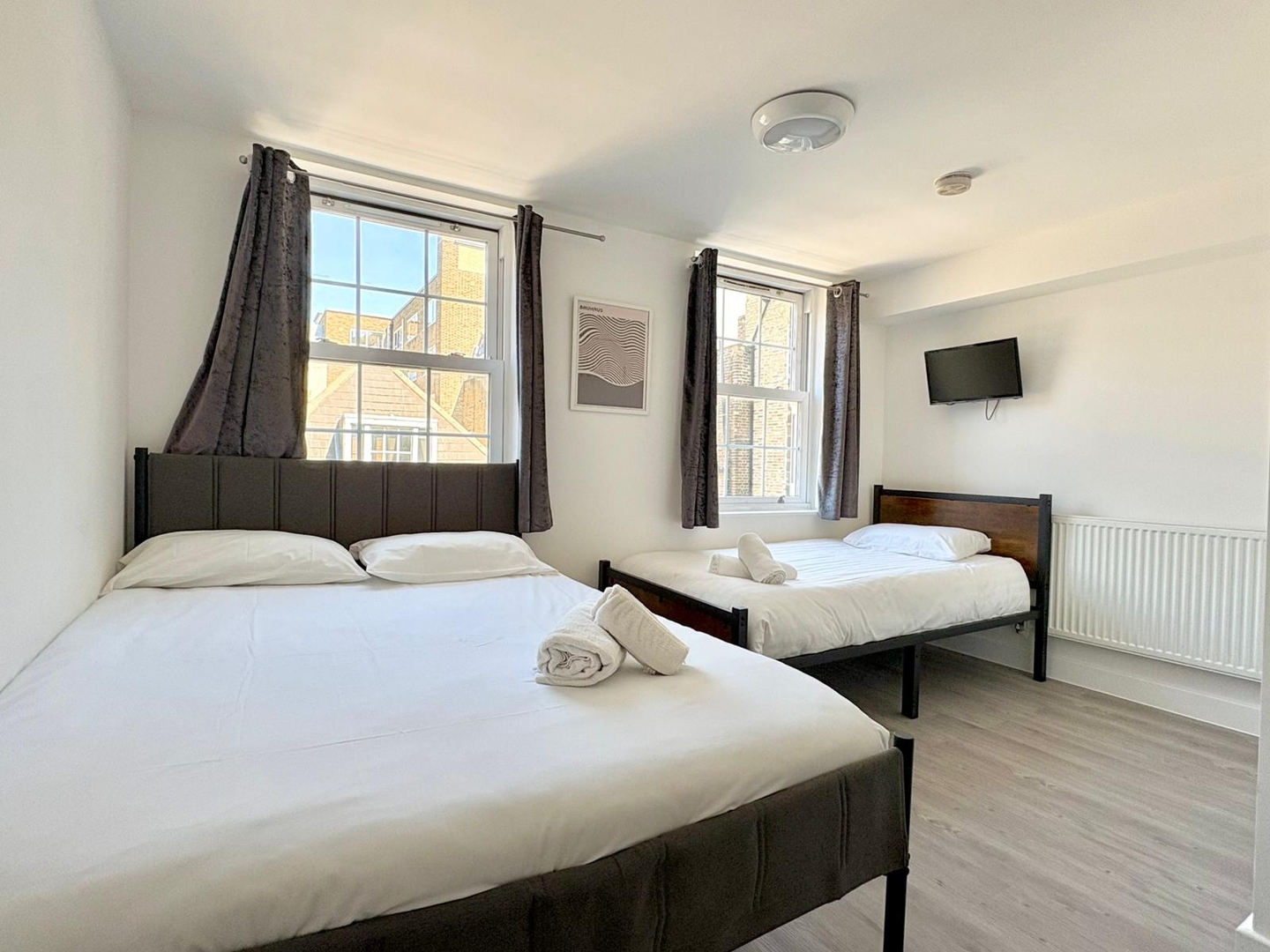 Charlotte Street Rooms by News Hotel R6 0 primecityhosts.com