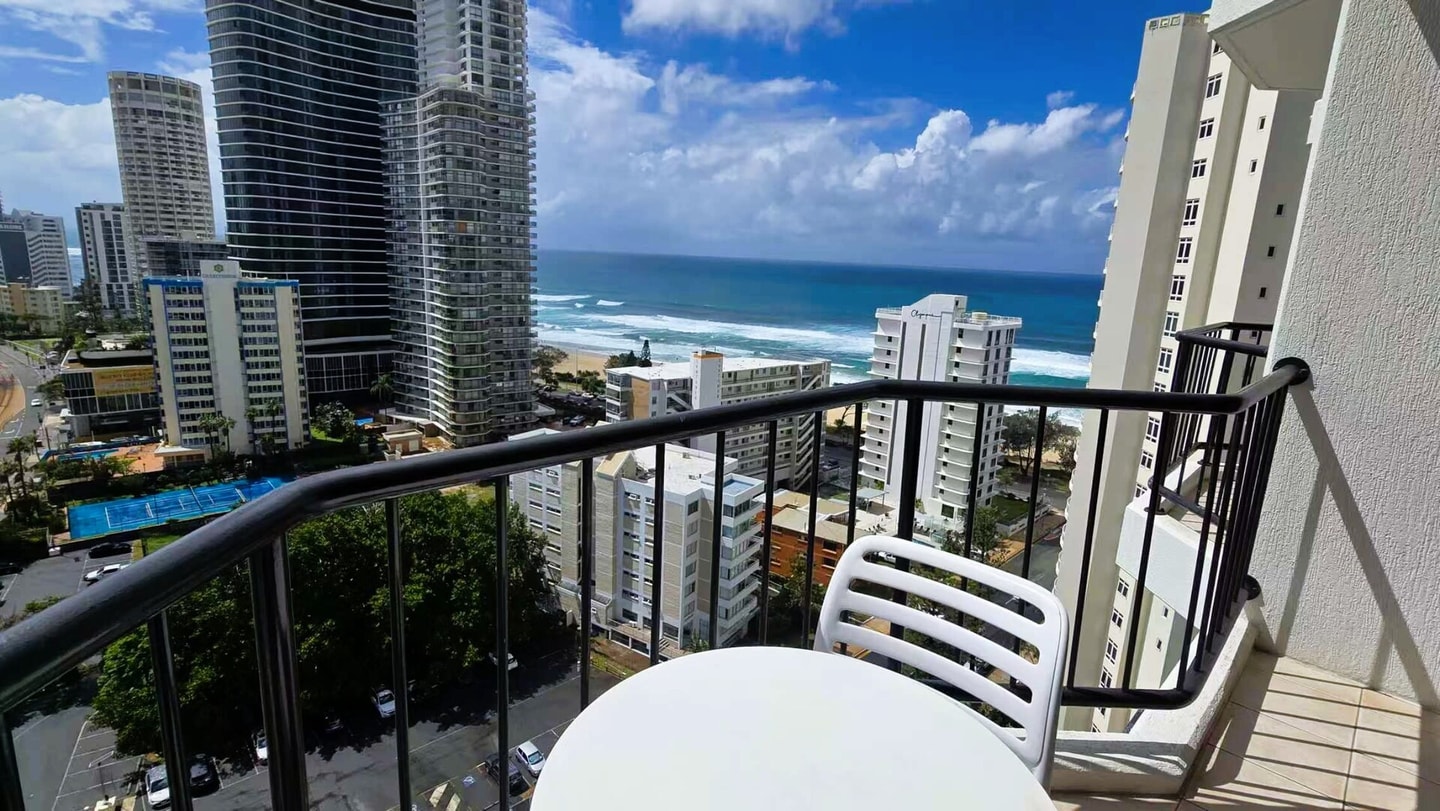 Comfortable 2-Bed Stay in Surfers | Great Location Serain Residences