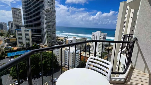 Comfortable 2-Bed Stay in Surfers | Great Location 0 Serain Residences
