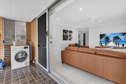 Central Located 3 Bedroom Unit in Southport 7 Serain Residences