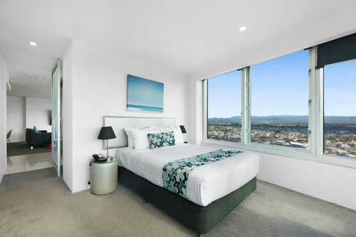 High-Rise Ocean View 3BDR Apartment with Parking 3 Serain Residences