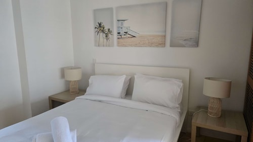 Comfy 1BR + Free Parking |  Stroll to Parklands 20 Serain Residences